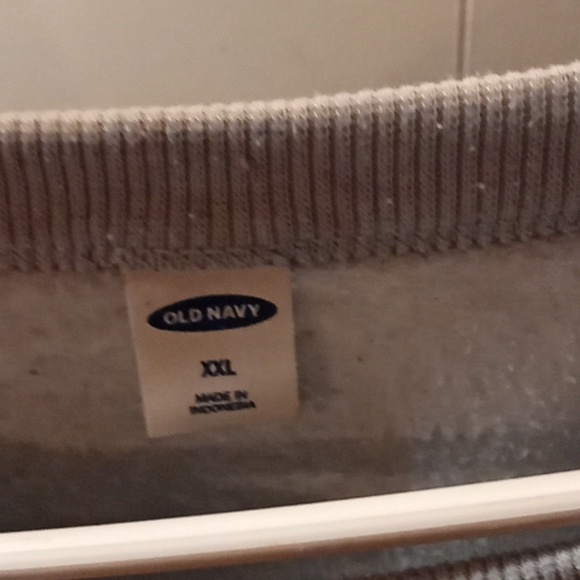 Old Navy sweatshirt - Picture 2 of 3